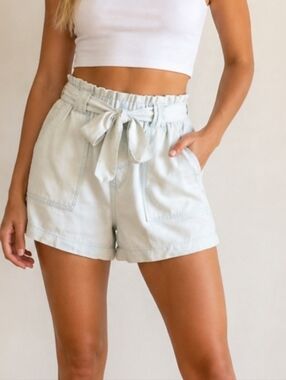 Time and Tru High Waist Light Denim Blue Shorts, Size XS